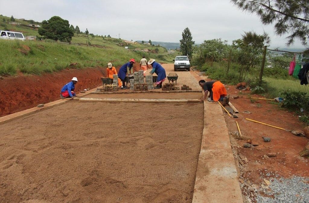 LABOUR INTENSIVE CONSTUCTION OF L1756 IN THE VULINDLELA AREA